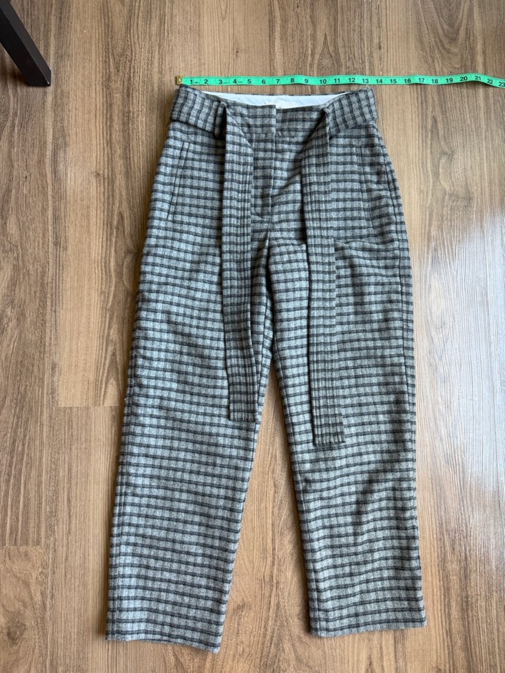 Aritzia Wilfred Womens Gray Wool Plaid Check Straight Crop Trousers 2